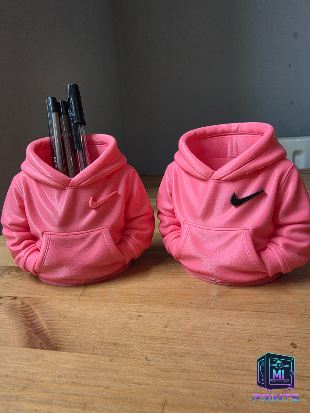 Miniature Hoodie Pen Holder [3d Printed] MI PRINTS