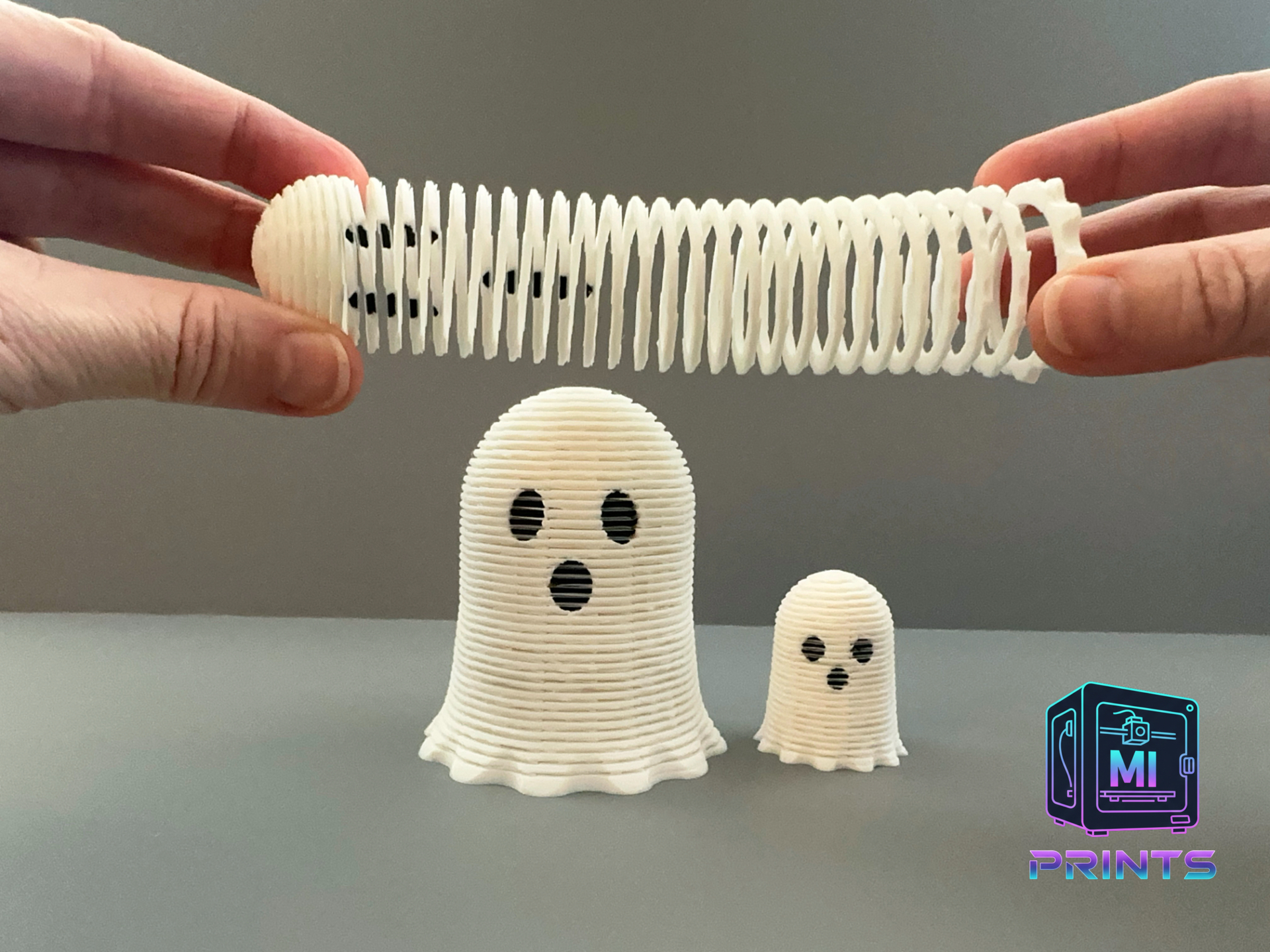 Articulated Stretchy Ghost Spooky Fidget Toy [3d Printed] MI PRINTS